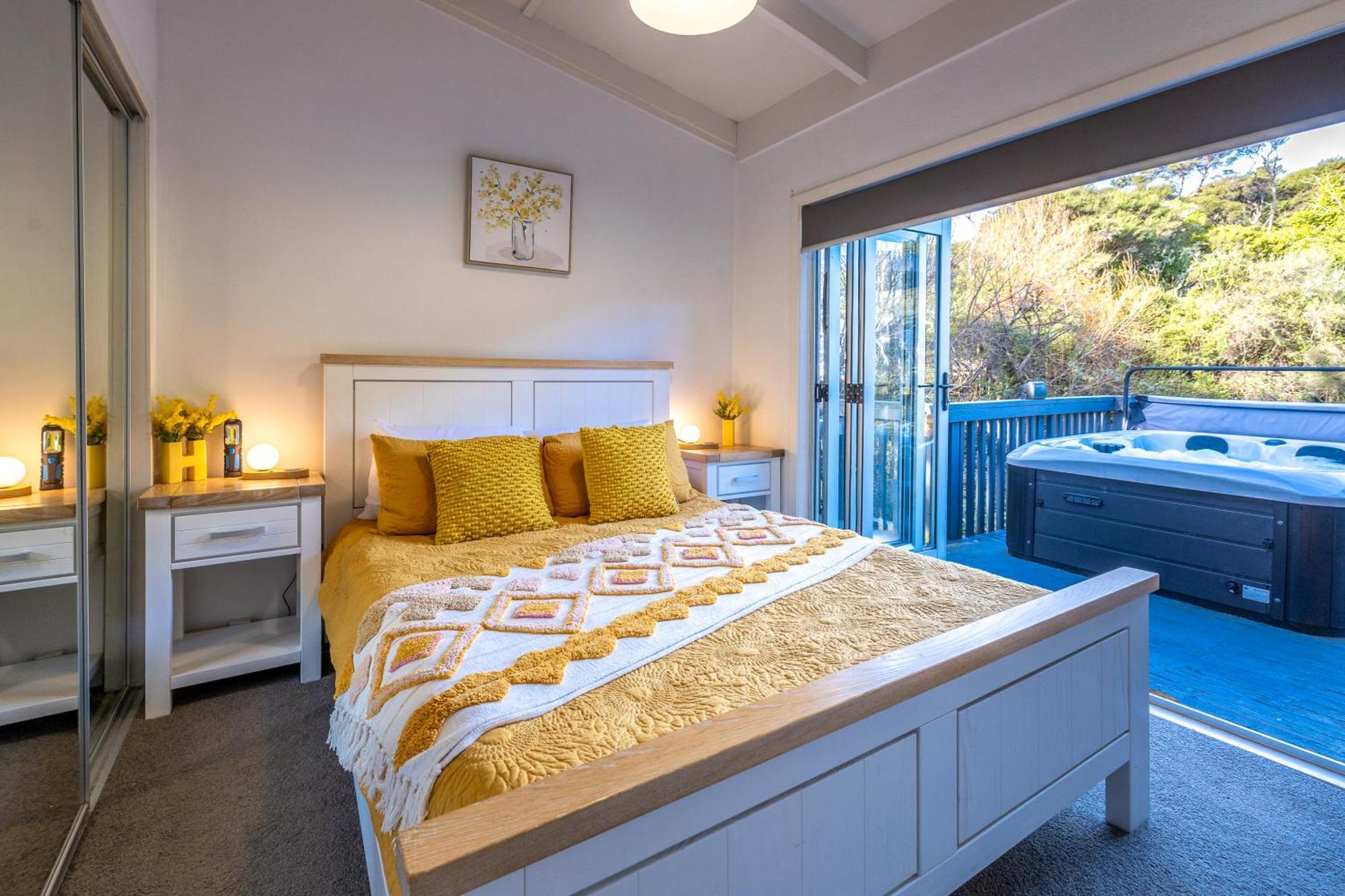 Island Sanctuary - Waiheke Holiday Home Ostend Exteriér fotografie